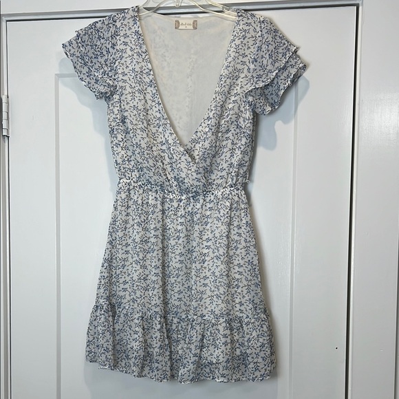Altar'd State blue and White Flutter Sleeve Mini Sundress size XS. - Picture 1 of 7